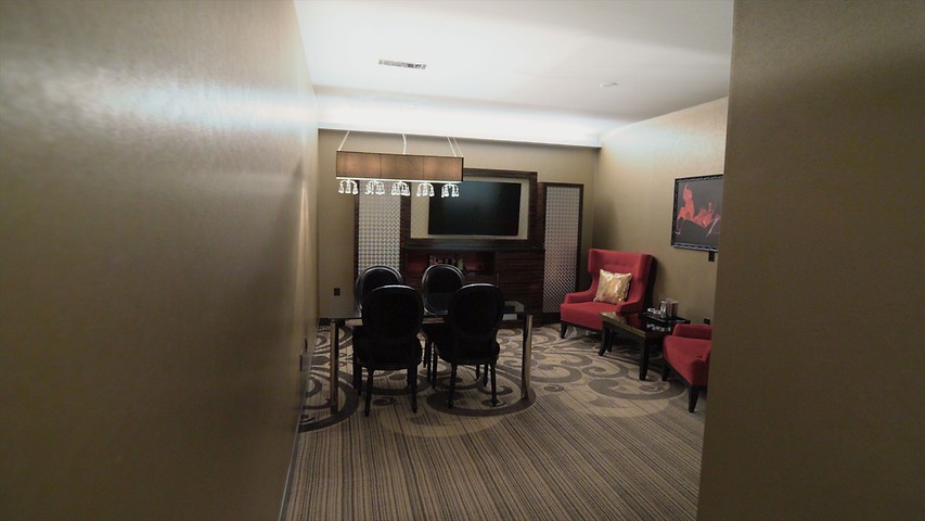 Executive Conference Suite - Metropolitan at The 9
